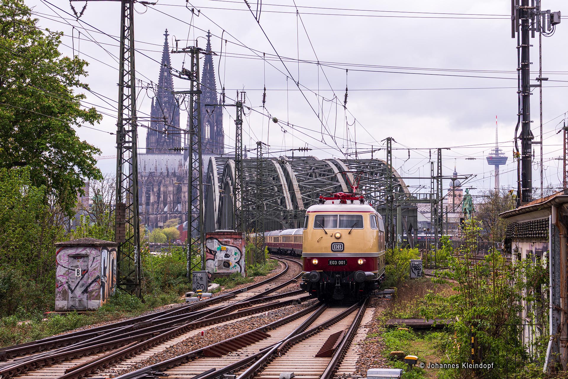 Slideshow Bild 256 von 456