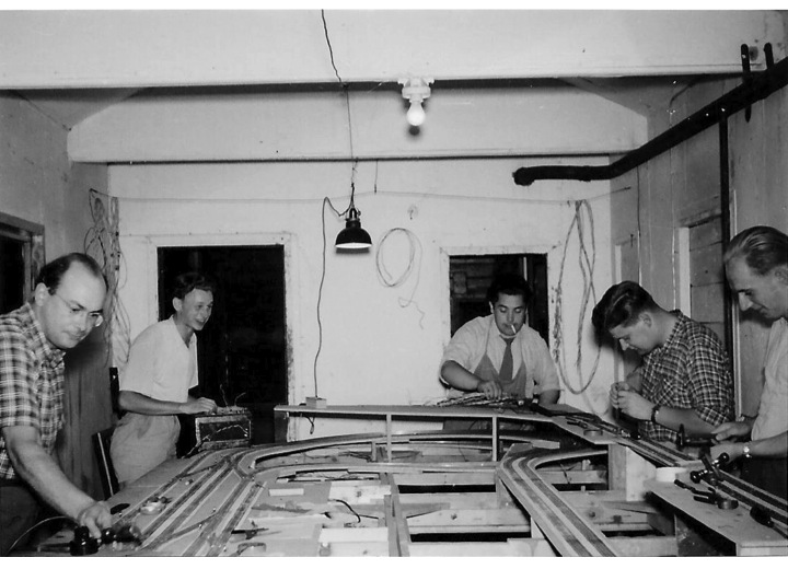 Ehemaliger Personenwagen als Vereinsdomizil